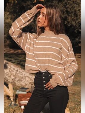 Lulus Tan & White Striped Mock Neck Balloon Sleeve Sweater XL